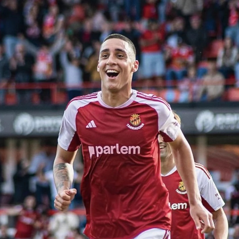 Imatge del  jugador Pablo Fernández al Gimnàstic Tarragona